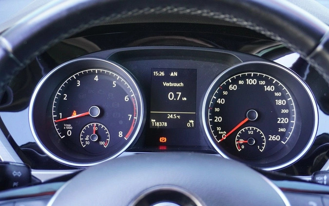 Volkswagen Touran cena 74999 przebieg: 118000, rok produkcji 2016 z Golub-Dobrzyń małe 562